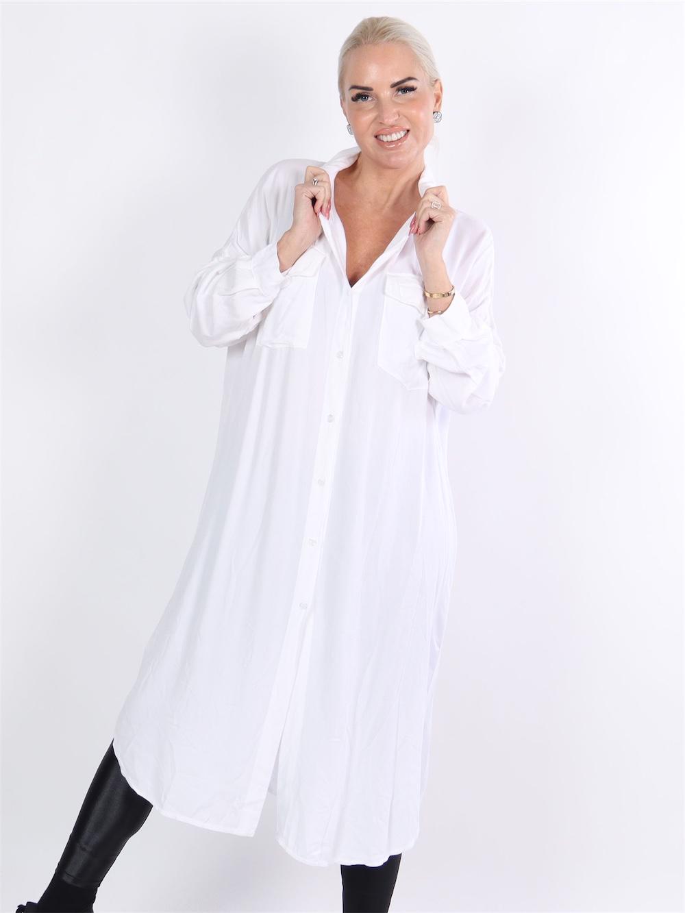 Manya - Armygrøn lang skjortekjole med lommer på brystet